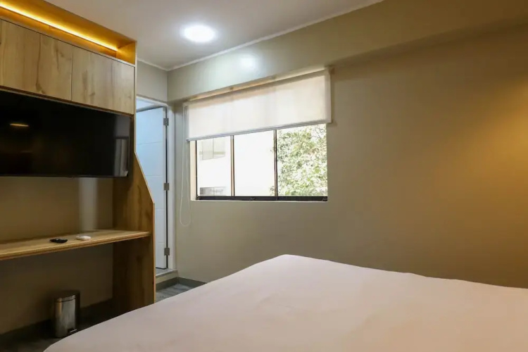 w Classic 1BR w AC in San Isidro