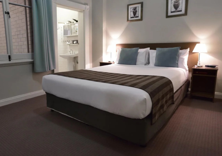 Adelaide Mansions Serviced Apartments