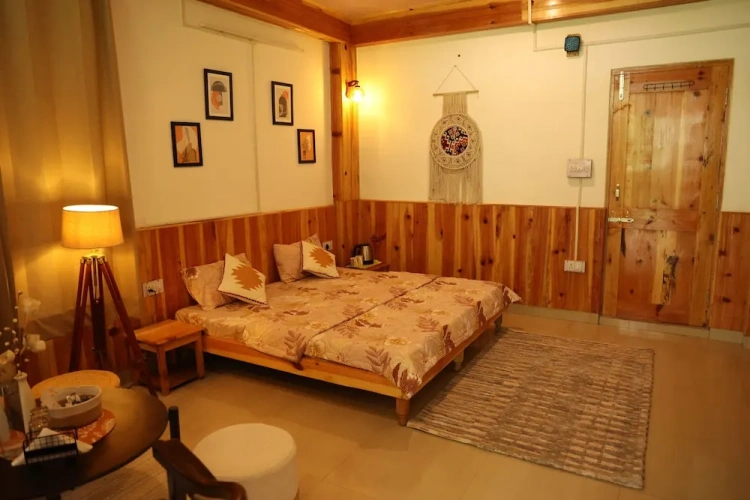 Deluxe Double room with courtyard view