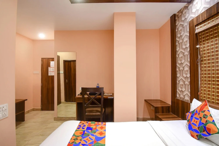 Imperio I by  FabHotel