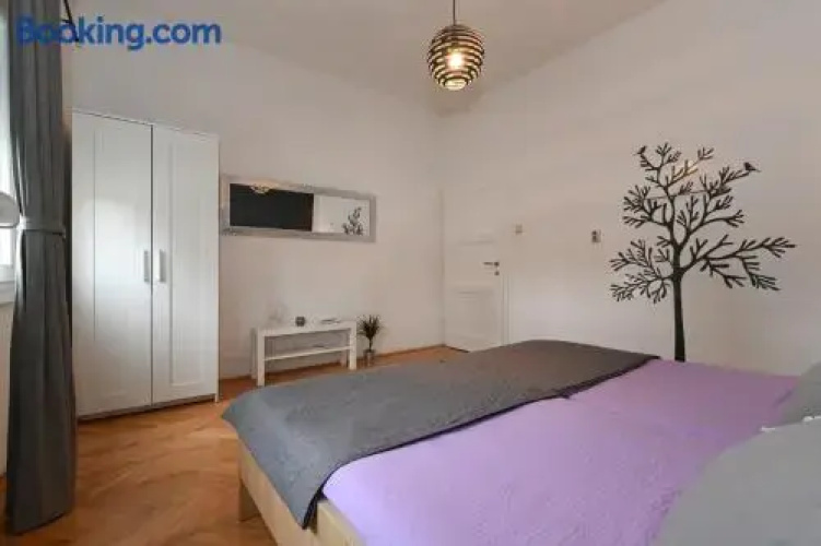 Zara Apartment