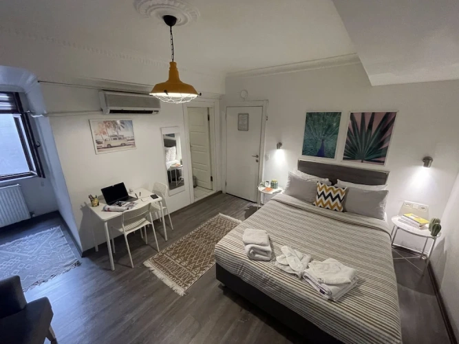 Economy Studio