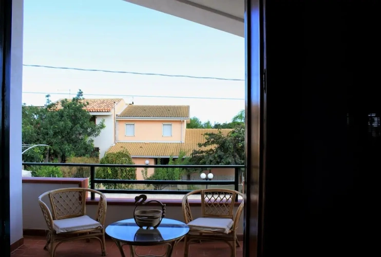 Apartment with balcony