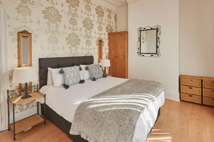 Apartment 2 at Glencoe