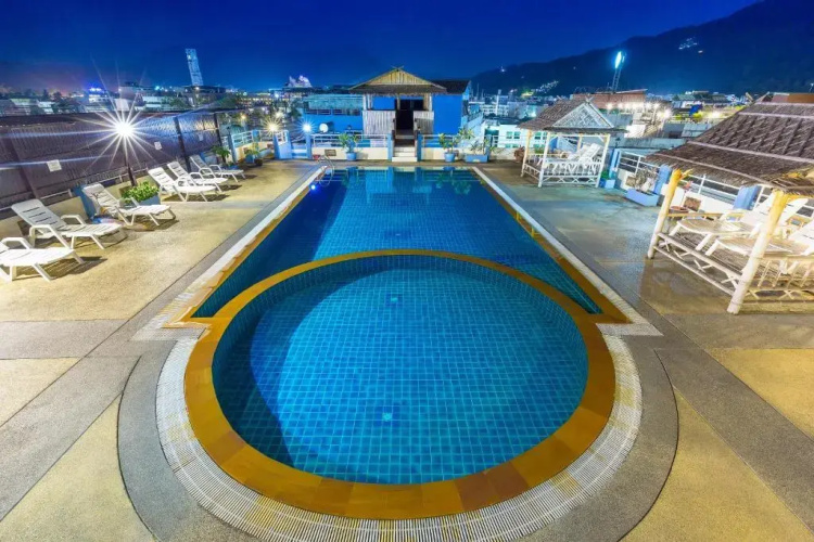 Issara Patong Beach