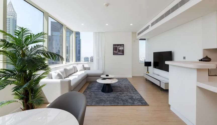 Pristine Difc 2BR w Pool Gym