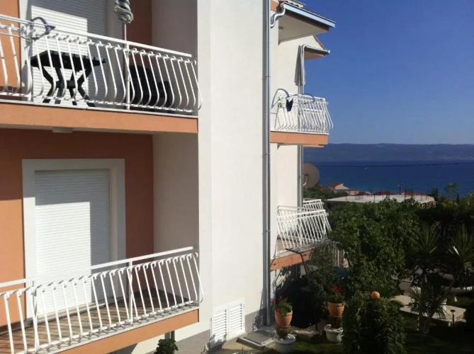 1 Bedroom Apartment with balcony