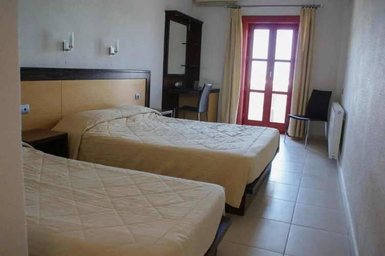 Standard Triple room with balcony