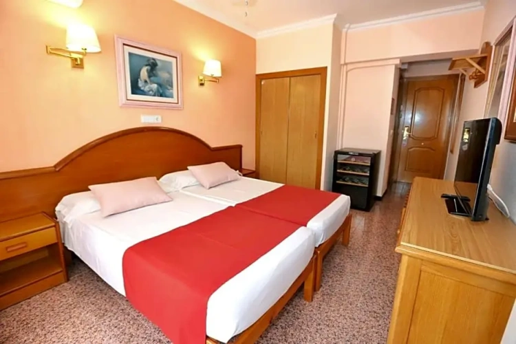 Twin room