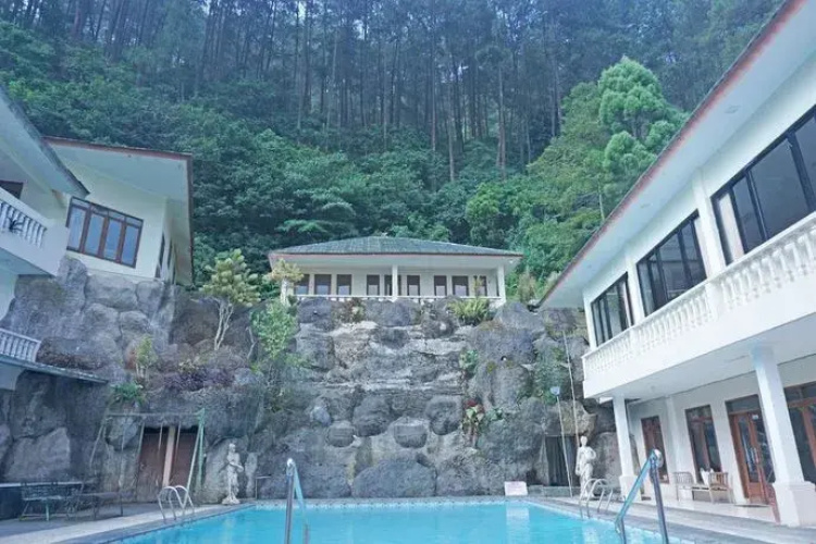 OYO 92966 Villa Bukit Awan