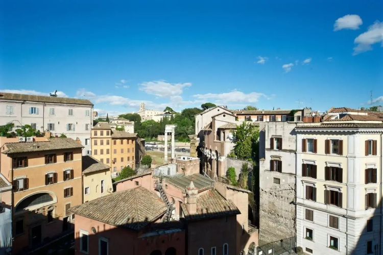 Stunning views over central Rome's rooftops