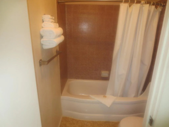 Down Towner Inn