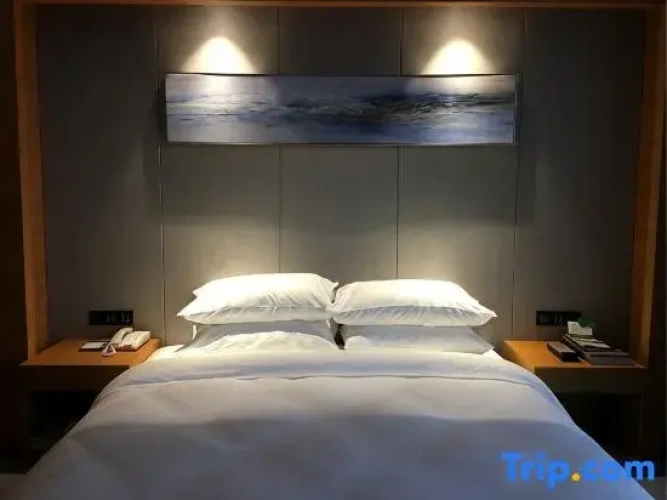 Deluxe Double room with view