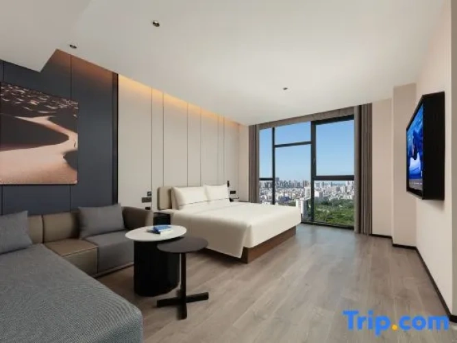 Superior Quadruple Suite with city view