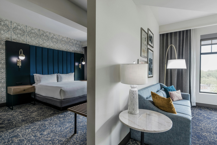 The Hamilton Alpharetta, Curio Collection by Hilton photo 6