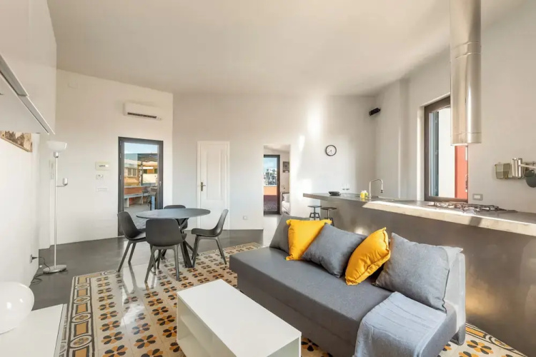 Monteverde Apartments