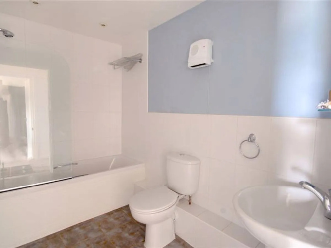 Flat 31 Clifton Court
