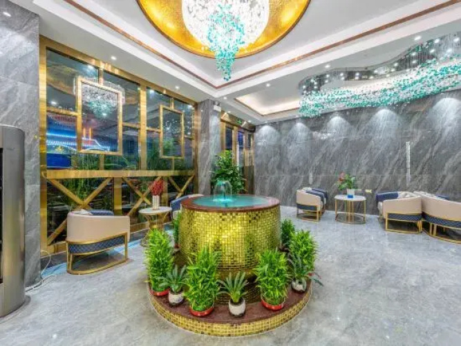 Yayur Hotel