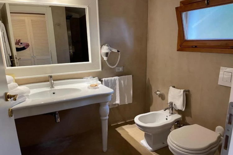 Nora Club Hotel