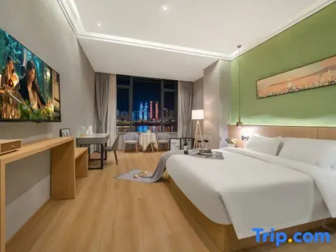 Xingyuan River View Hotel