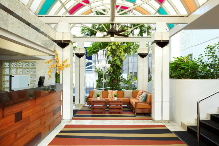Oasis Hotel Waikiki