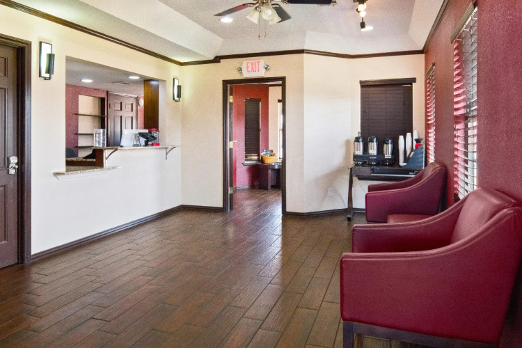 Rodeway Inn Waco Downtown near University