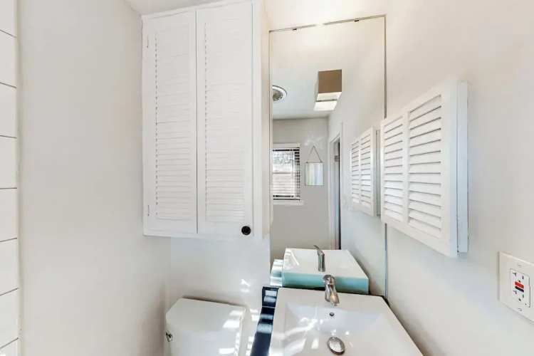 3BR Dog-friendly Mid-century Modern Home w/ Yard