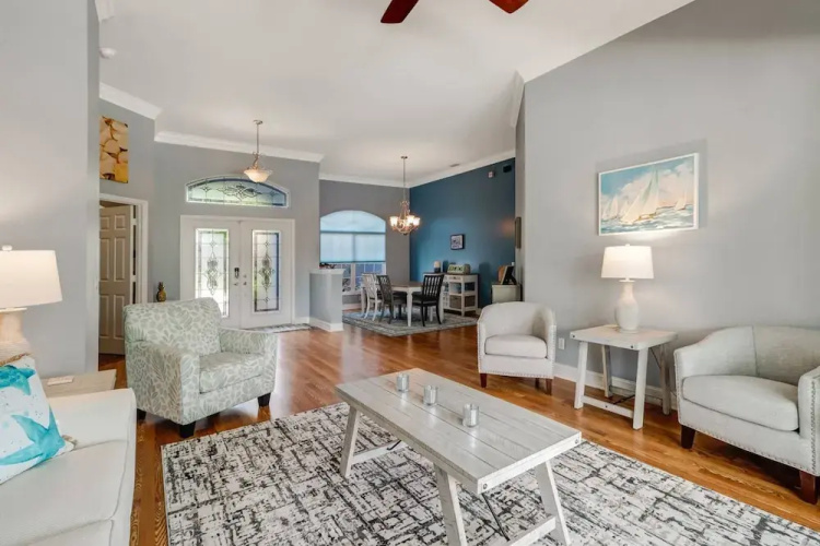 9151 Kings Cove Ct