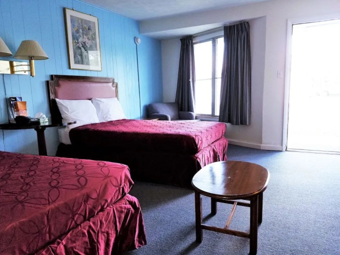 Royal Inn Motel