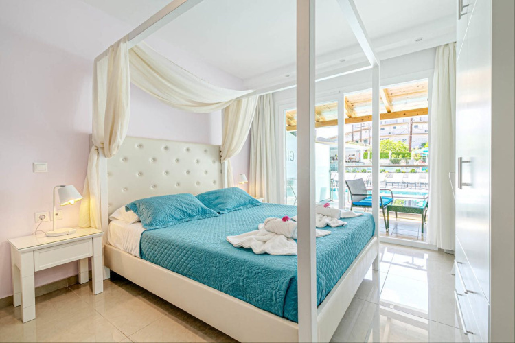 Palapart Gikas Suites And Studios