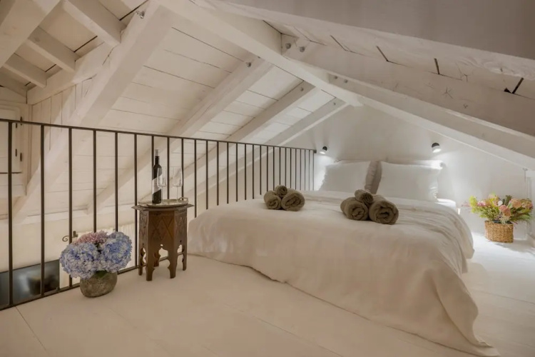 Luxury Apartment Lina - III