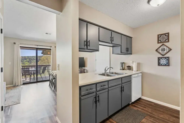 Luxurious Golf Front - Home for 4