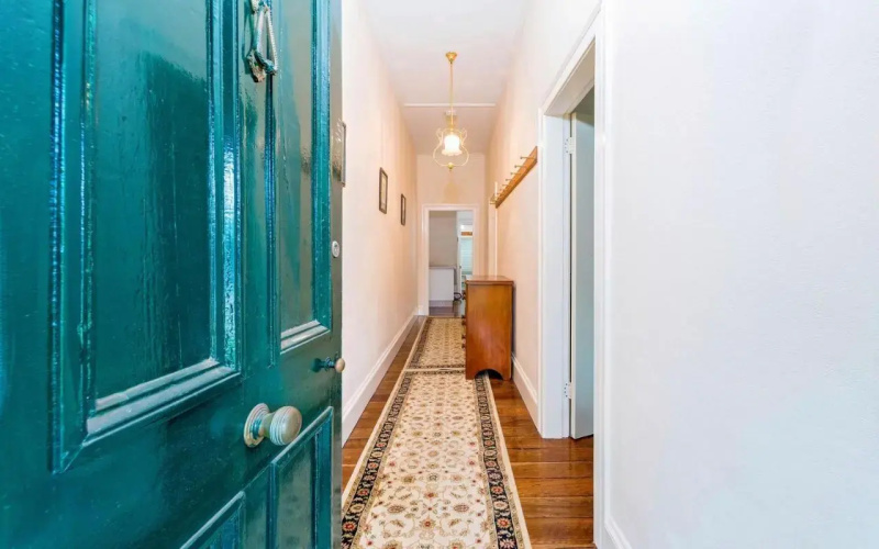 Azile 1875 Heritage Victorian Duplex