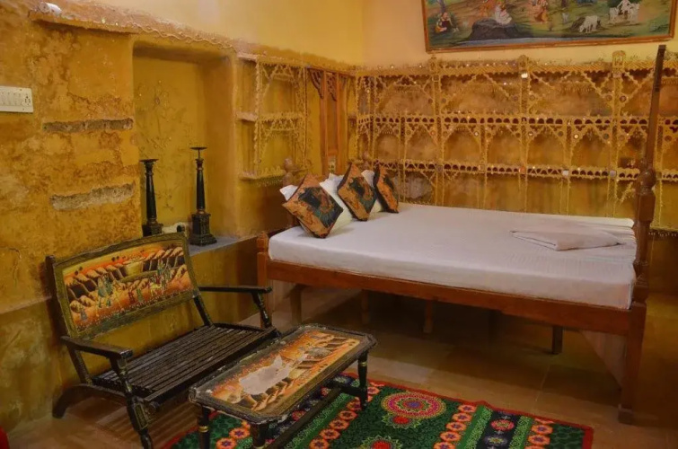 Deepak Rest House