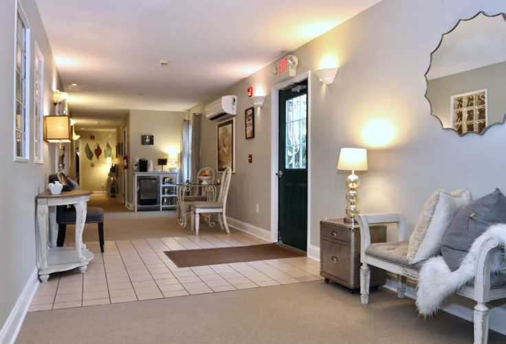 Acorn Inn