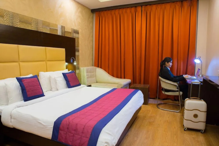 Hotel RV Homes