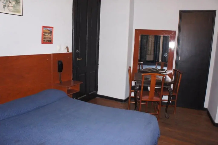 Hotel América
