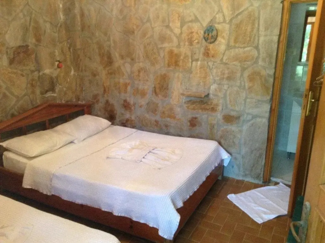 Bronz Motel
