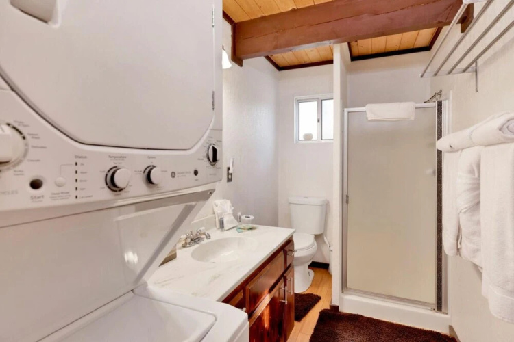 Pinewood Inn #2093 by Big Bear Vacations