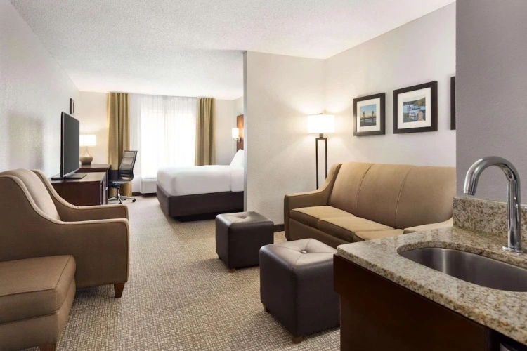 Double Suite