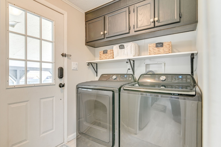 Deck & Pool Access: Myrtle Beach Getaway