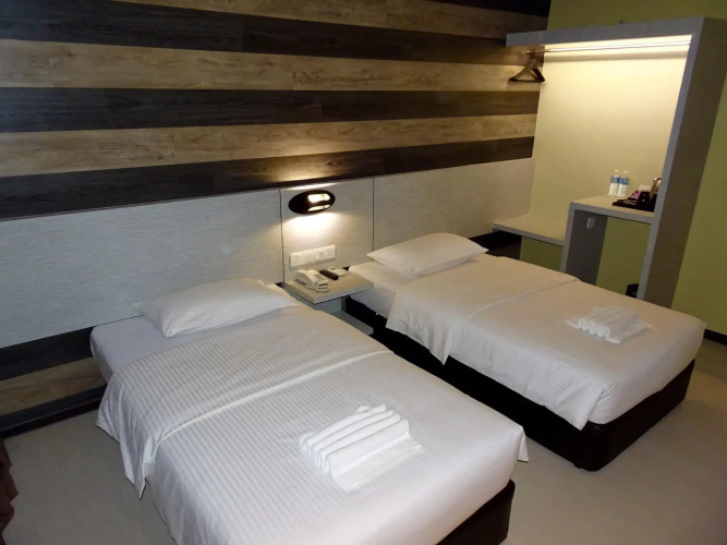 Bayfront Hotel