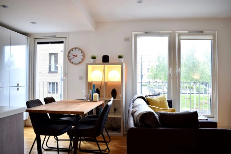 1 Bedroom Modern Flat in Central Edinburgh