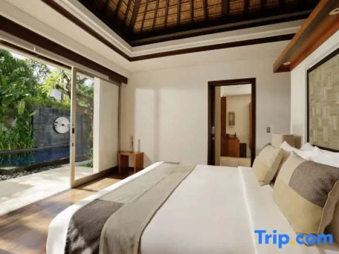 3 Bedrooms Villa