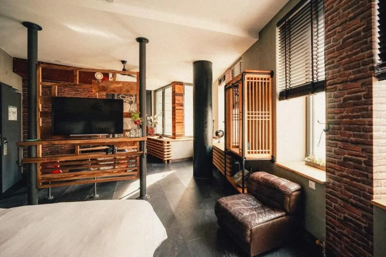 Deluxe Double Family Suite