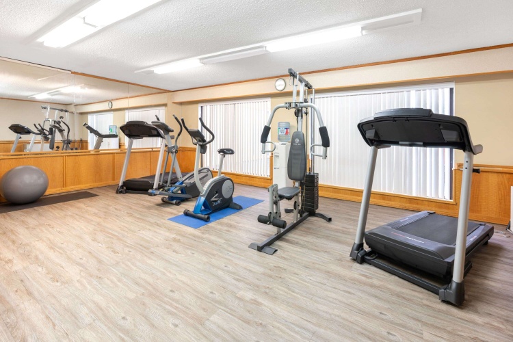 Ramada by Wyndham Coquitlam photo 18