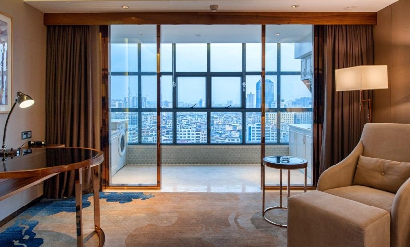 Double Suite