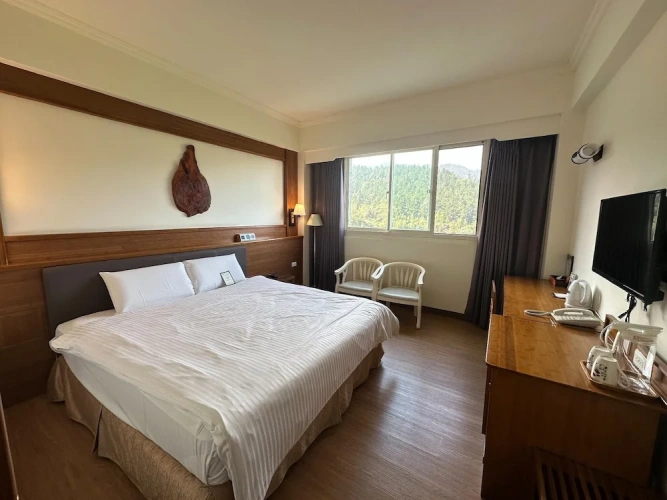 Double Suite with mountain view