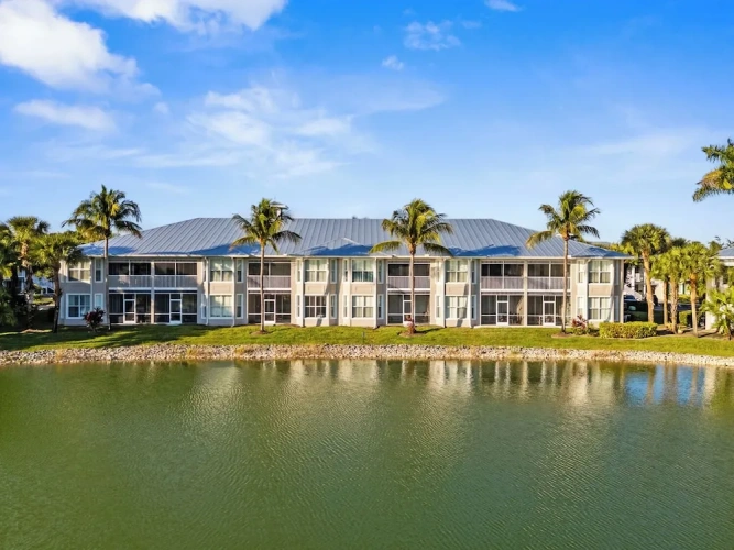 2 Bedrooms Deluxe Cottage with lake view