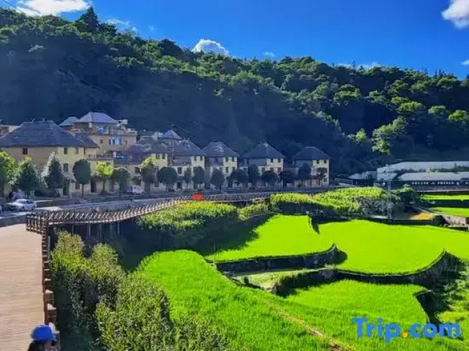 Banshan Yunshe